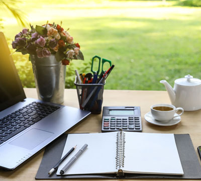 Le-bureau-de-jardin